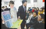 山东聊城：大学生模拟招聘演练求职(图)