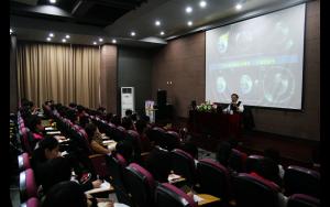 中国科学院欧阳自远院士莅临宁波大红鹰学院畅谈嫦娥工程